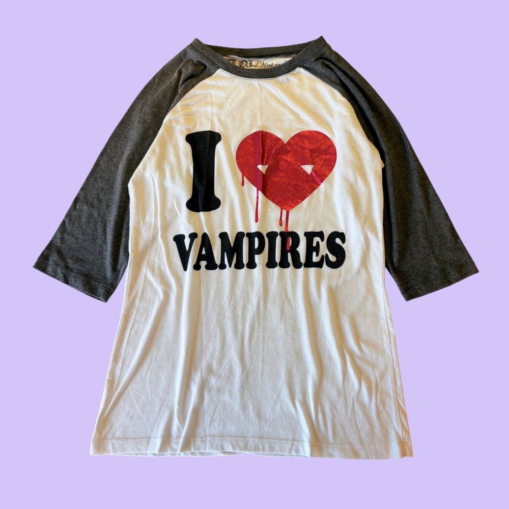 Y2K L.O.L. Vintage I Heart Vampires Raglan Baseball Tee Scene #17